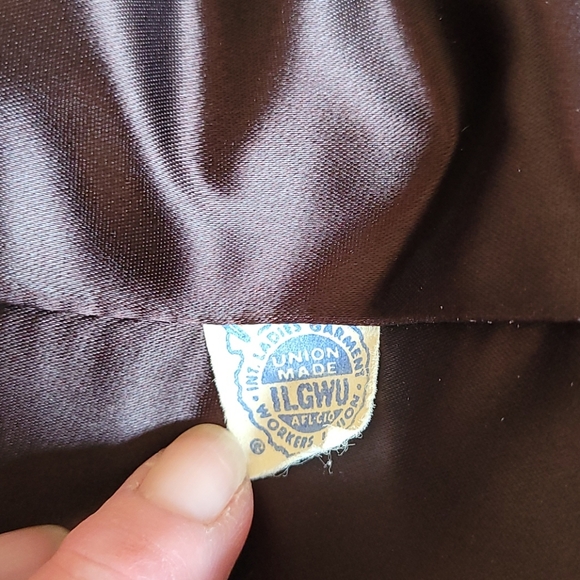Vintage ILCWU Velvet coat - Picture 8 of 9